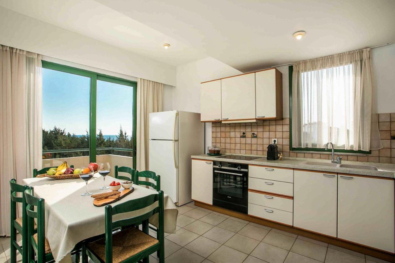 Beachfront Villa Rhodes Seashell เกนนาดี ภายนอก รูปภาพ