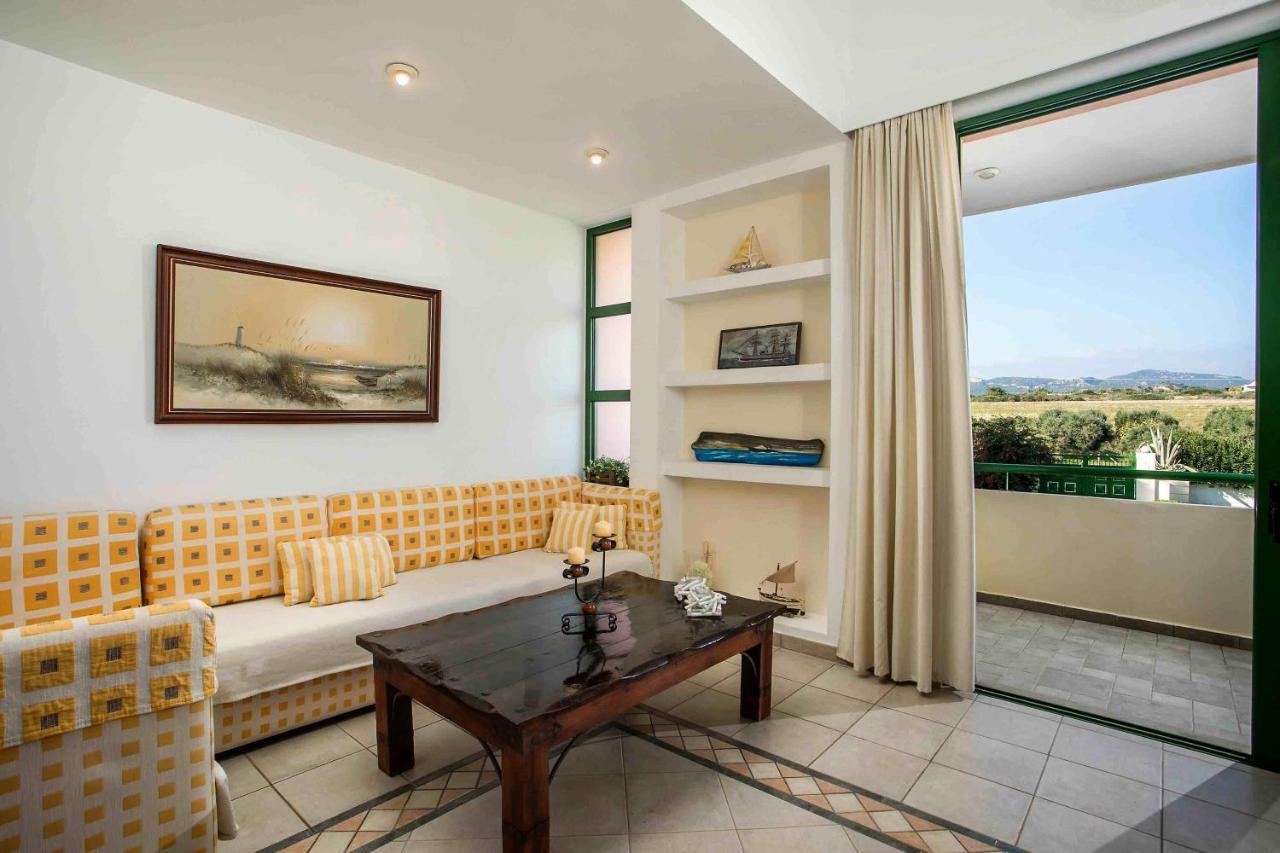 Beachfront Villa Rhodes Seashell เกนนาดี ภายนอก รูปภาพ