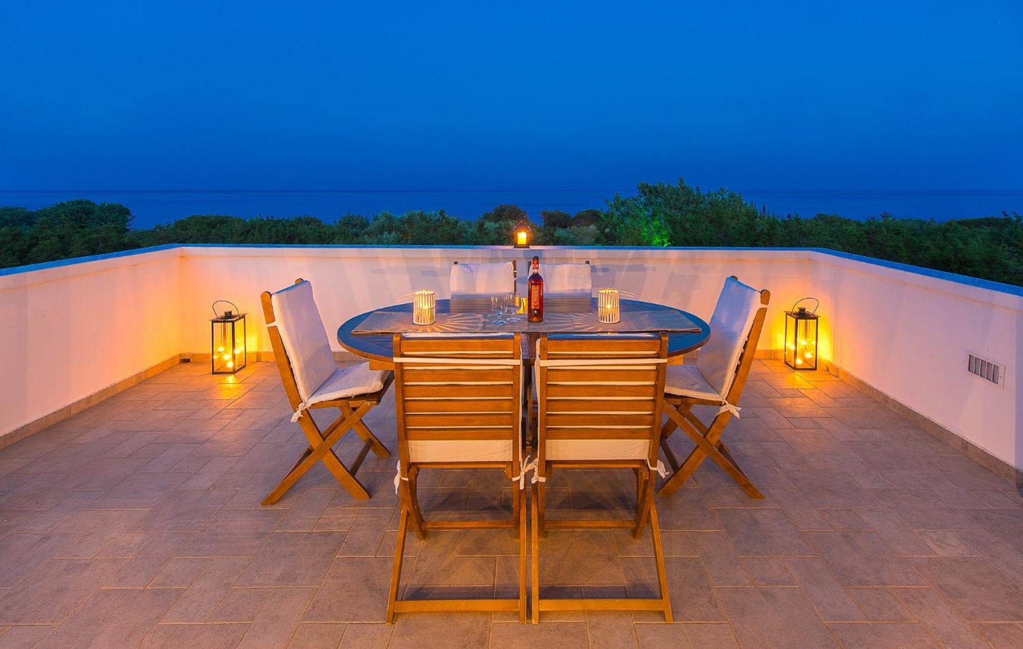 Beachfront Villa Rhodes Seashell เกนนาดี ภายนอก รูปภาพ
