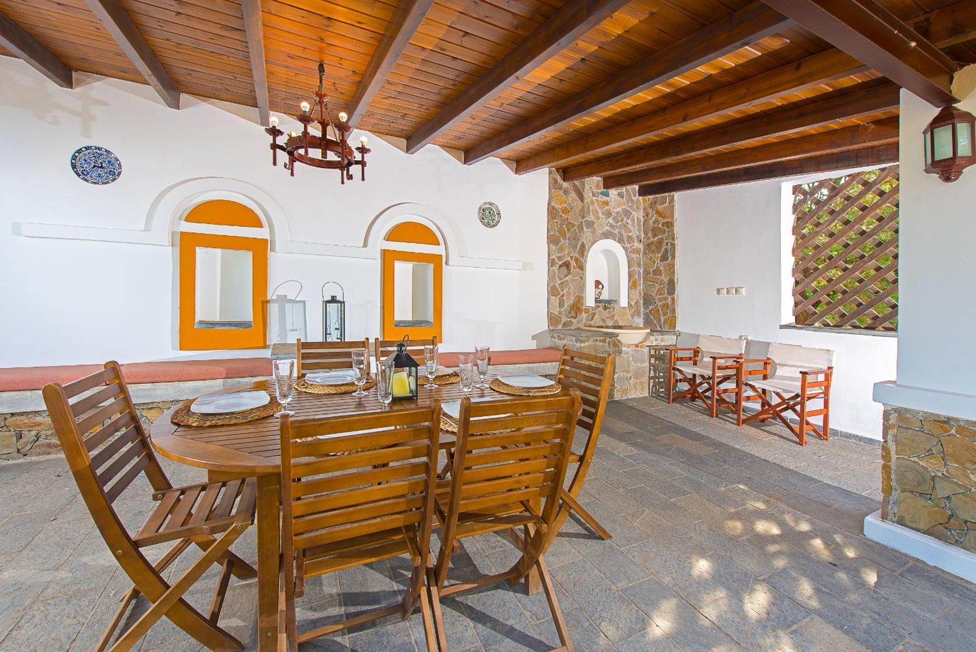 Beachfront Villa Rhodes Seashell เกนนาดี ภายนอก รูปภาพ